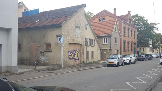 Erscheinungsbild „Engste Strasse der Welt“